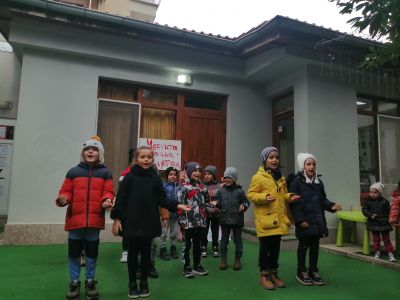Благотворителен базар за мартеници - ЧДГ Чебурашка - град Варна