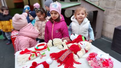 Благотворителен базар за мартеници - ЧДГ Чебурашка - град Варна