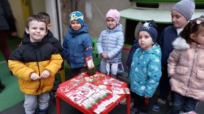 Благотворителен базар за мартеници - ЧДГ Чебурашка - град Варна