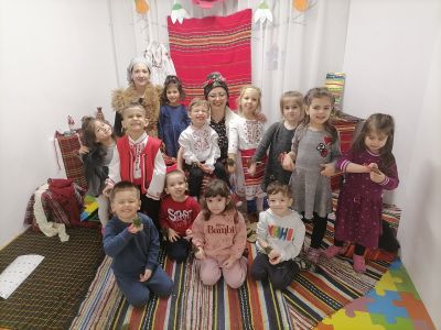 Български народни обичаи и традиции - ЧДГ Чебурашка - град Варна